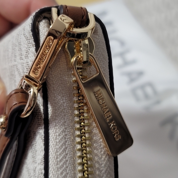 Michael Kors 2 Set Matching Designer Shoulder Bag Purse Tote Hanbag Wallet NWT - Picture 12 of 14